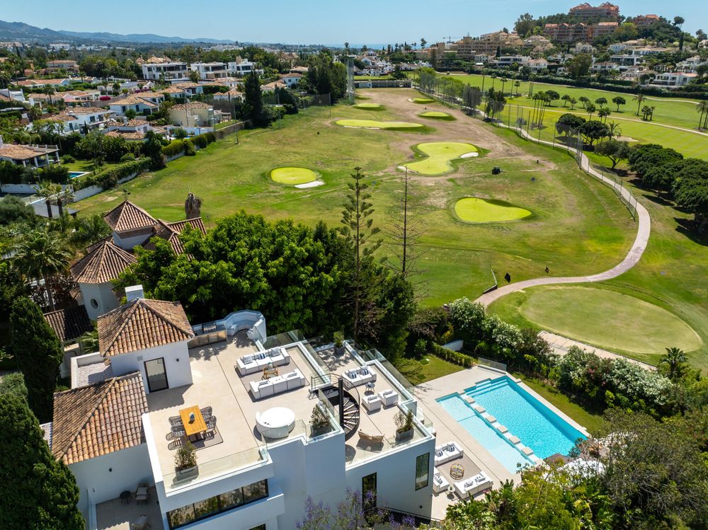Villa2000 Frontline Golf 15 Min